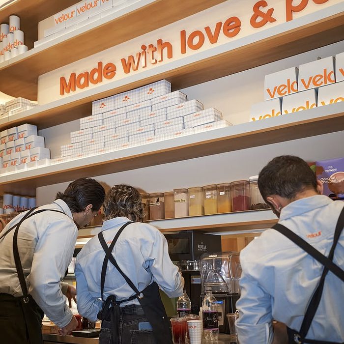 کافه بیکری ولور تهران (1)