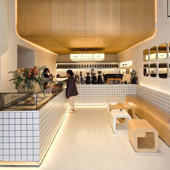 کافه بیکری کات آن (Cuton) شیراز (4)