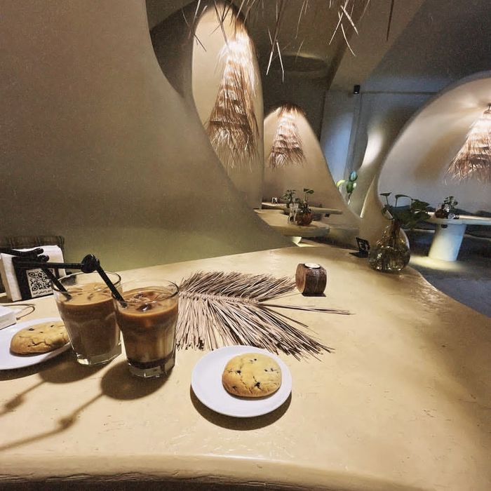 کافه برگاموت (Bergamot) قشم (2)