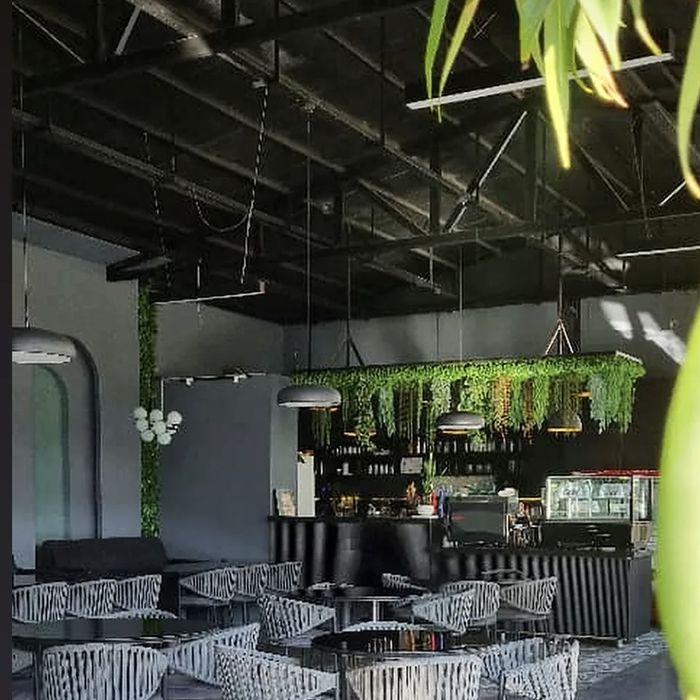 کافه رستوران چمن کرج (5)