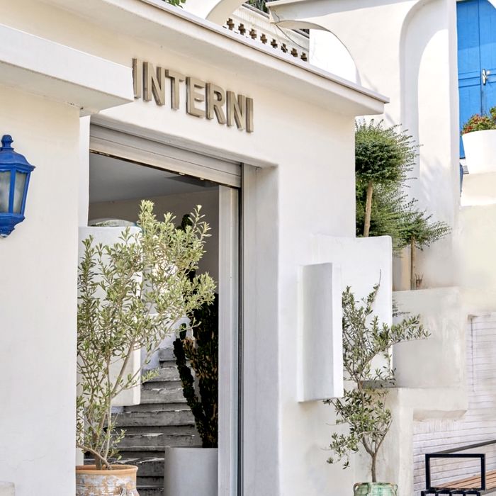 کافه رستوران اینترنی (Interni) تهران (1)