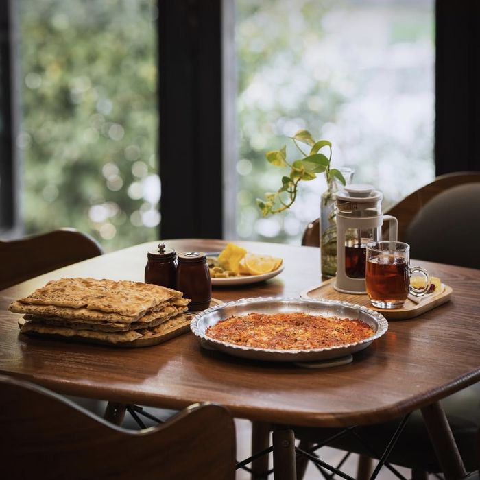 کافه کاوه (Kaveh) کرمانشاه (3)